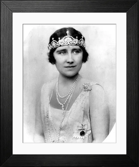 Framed Print : Queen Mother (Dutchess of York). Courtesy: CSU Archives  /  Everett Collection