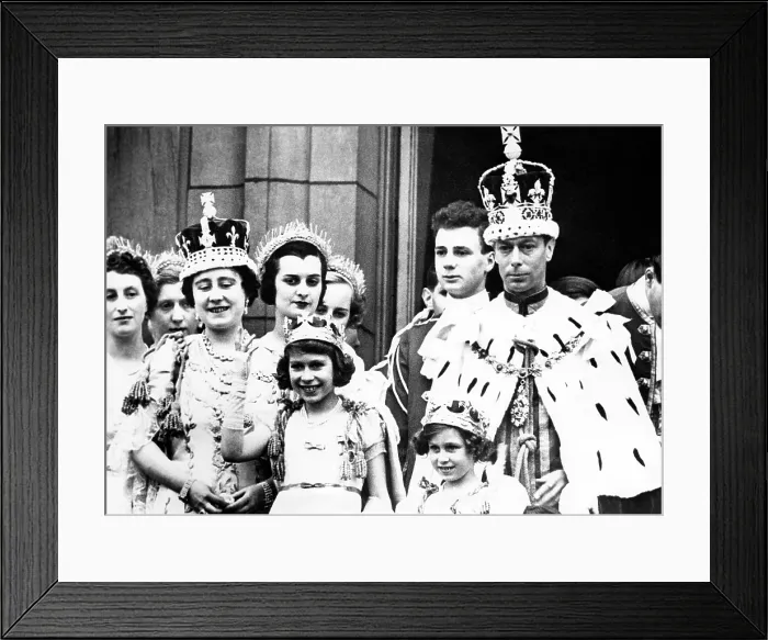 Framed Print : Coronation of King George VI: Front row, L-R: Queen Elizabeth (aka Queen Mother), Princess Elizabeth (the future Queen Elizabeth II), Princess Margaret, King George VI, 1937 Framed Print : Coronation of King George VI: Front row, L-R: Queen Elizabeth (aka Queen Mother), Princess Elizabeth (the future Queen Elizabeth II), Princess Margaret, King George VI, 1937