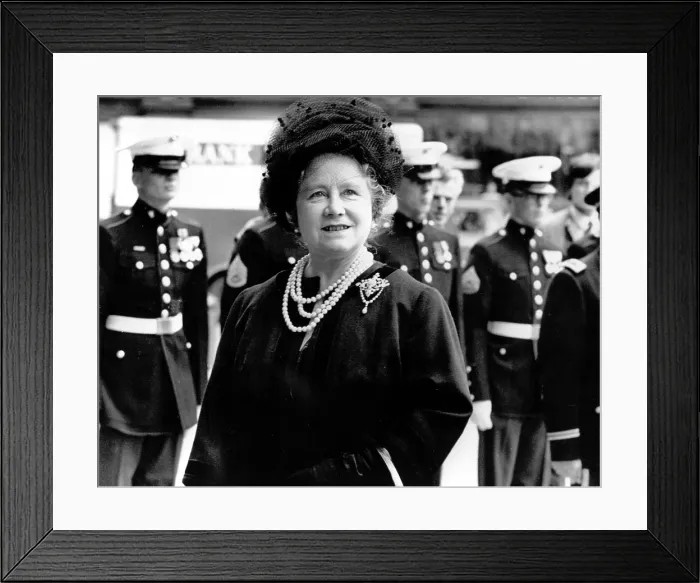 Framed Print : Queen Mother, attending the Eisenhower Memorial Service at St. Paul's Cathedral in London, 1969. Courtesy: CSU Archives / Everett Collection Framed Print : Queen Mother, attending the Eisenhower Memorial Service at St. Paul's Cathedral in London, 1969. Courtesy: CSU Archives / Everett Collection