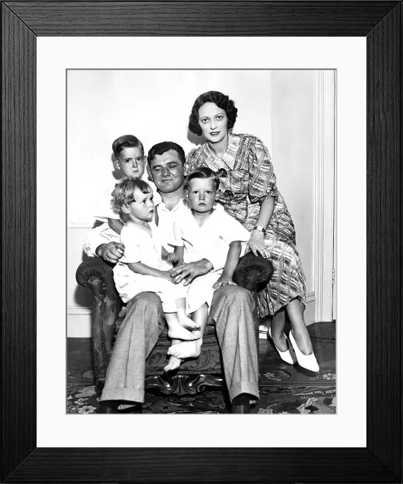 Framed Print : James Braddock, wife May and children at home in Guttenberg, NJ, June 13, 1935 Framed Print : James Braddock, wife May and children at home in Guttenberg, NJ, June 13, 1935