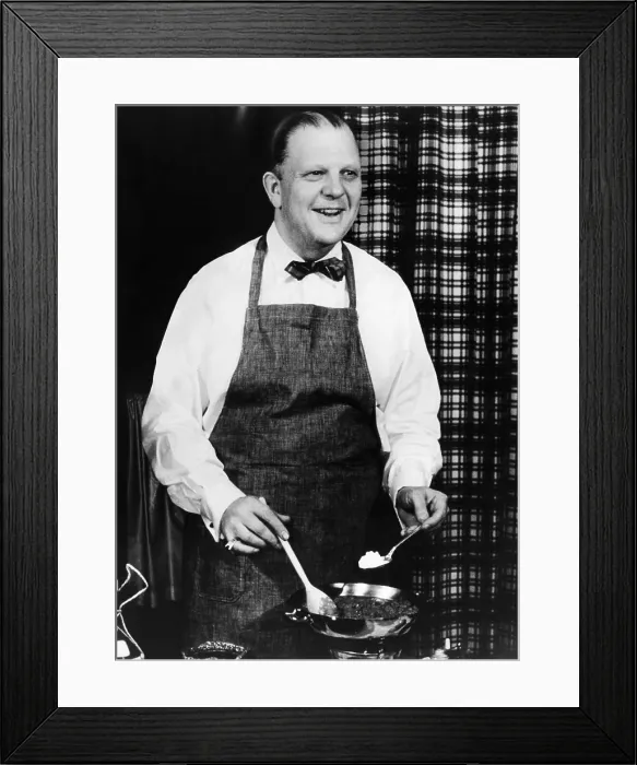 Framed Print : James Beard, 1949. Courtesy: CSU Archives / Everett Collection Framed Print : James Beard, 1949. Courtesy: CSU Archives / Everett Collection