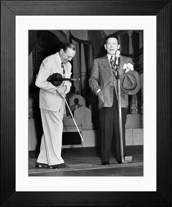 Framed Print : Fred Allen (right) interrupts Jack Benny's performance at the Roxy Theatre in New York, 1947. Courtesy: CSU Archives / Everett Collection Framed Print : Fred Allen (right) interrupts Jack Benny's performance at the Roxy Theatre in New York, 1947. Courtesy: CSU Archives / Everett Collection