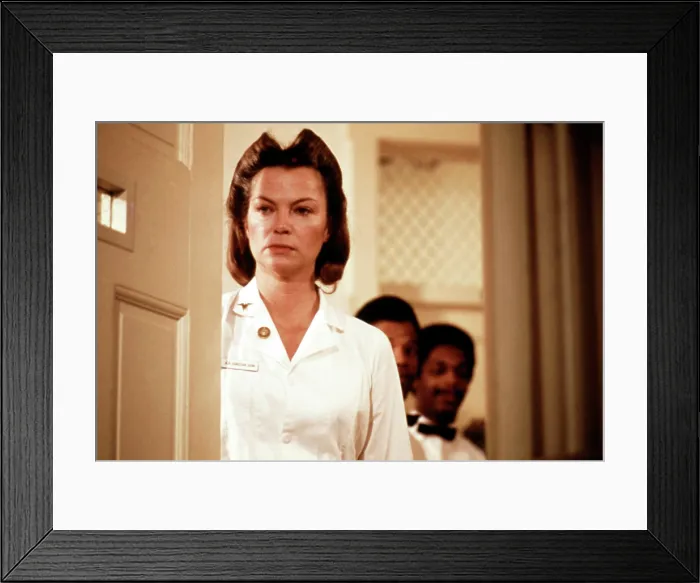 Framed Print : ONE FLEW OVER THE CUCKOO'S NEST, Louise Fletcher, 1975