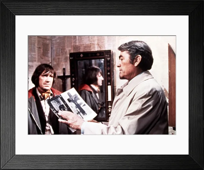 Framed Print : THE OMEN, David Warner, Gregory Peck, 1976, TM & Copyright (c) 20th Century Fox Film Corp. All rights reserved