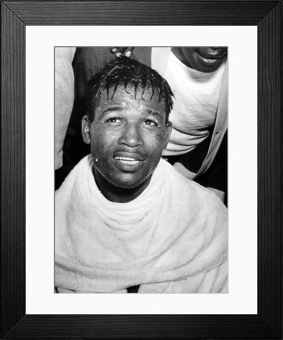 Framed Print : Sugar Ray Robinson after winning the fight between Charley Fusari at Roosevelt Stadium, Atlantic City, New Jersey. 1950. Courtesy CSU Archives / Everett Collection