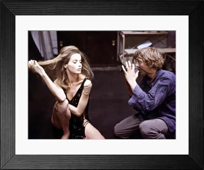 Framed Print : BLOWUP, (aka BLOW UP, aka BLOW-UP), Veruschka, David Hemmings, 1966 Framed Print : BLOWUP, (aka BLOW UP, aka BLOW-UP), Veruschka, David Hemmings, 1966