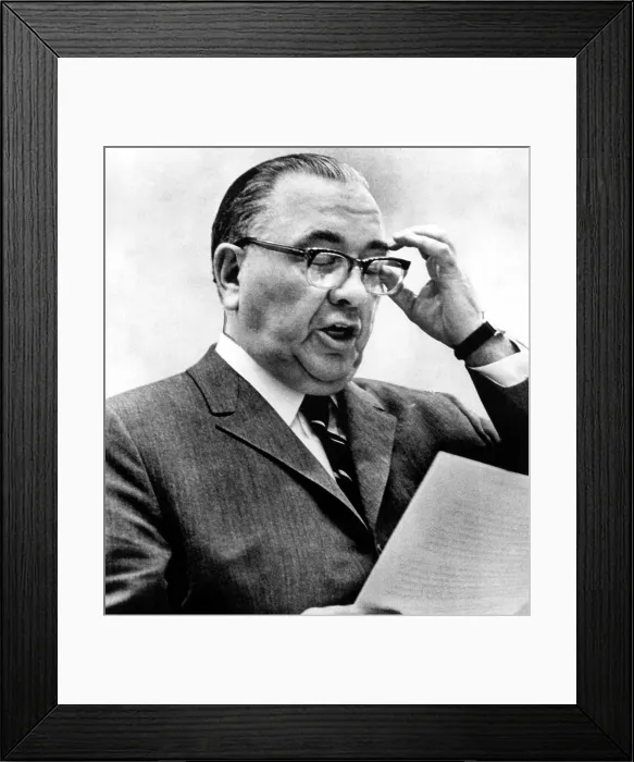 Framed Print : Richard J. Daley defends controversial order that police kill arsonists on sight. Chicago, IL, 04-17-1968. Courtesy: CSU Archives / Everett Collection Framed Print : Richard J. Daley defends controversial order that police kill arsonists on sight. Chicago, IL, 04-17-1968. Courtesy: CSU Archives / Everett Collection