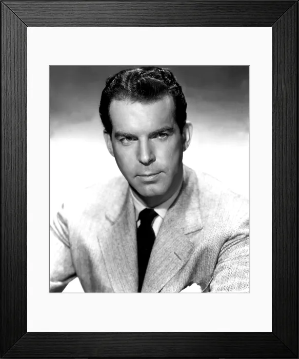 Framed Print : DOUBLE INDEMNITY, FRED MACMURRAY, 1944 Framed Print : DOUBLE INDEMNITY, FRED MACMURRAY, 1944