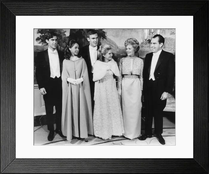 Framed Print : David Eisenhower, Julie Nixon (aka Julie Eisenhower), Douglas Rogers, Tricia Nixon, First Lady Pat Nixon, and U.S Framed Print : David Eisenhower, Julie Nixon (aka Julie Eisenhower), Douglas Rogers, Tricia Nixon, First Lady Pat Nixon, and U.S