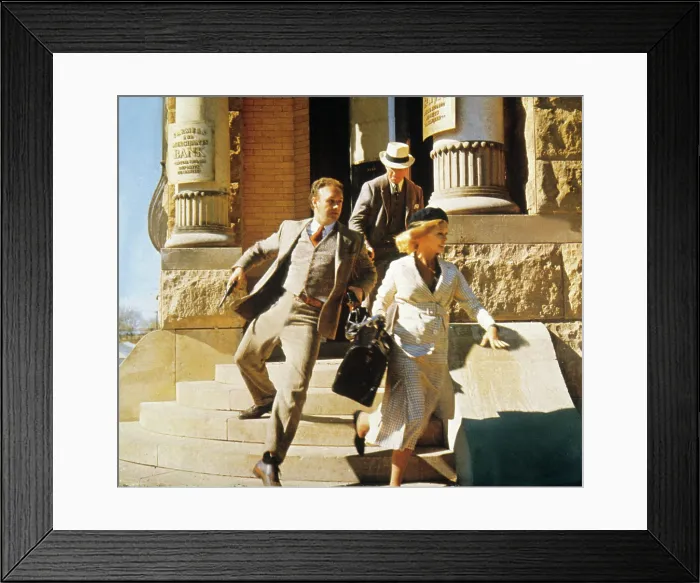 Framed Print : BONNIE AND CLYDE, Gene Hackman, Warren Beatty, Faye Dunaway, 1967