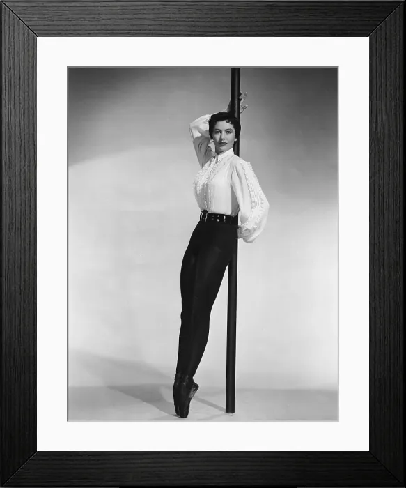 Framed Print : Cyd Charisse, portrait Framed Print : Cyd Charisse, portrait