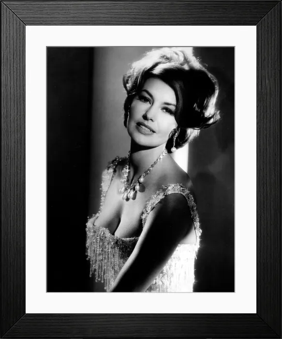 Framed Print : Cyd Charisse, portrait Framed Print : Cyd Charisse, portrait
