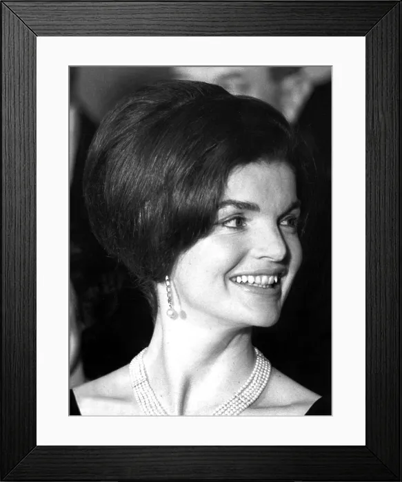 Framed Print : JACQUELINE KENNEDY at the state dinner she and the president gave at the White House February 19, 1963 for the Venezuelan president and Mrs. Romulo Betancourt, Washington, DC Framed Print : JACQUELINE KENNEDY at the state dinner she and the president gave at the White House February 19, 1963 for the Venezuelan president and Mrs. Romulo Betancourt, Washington, DC