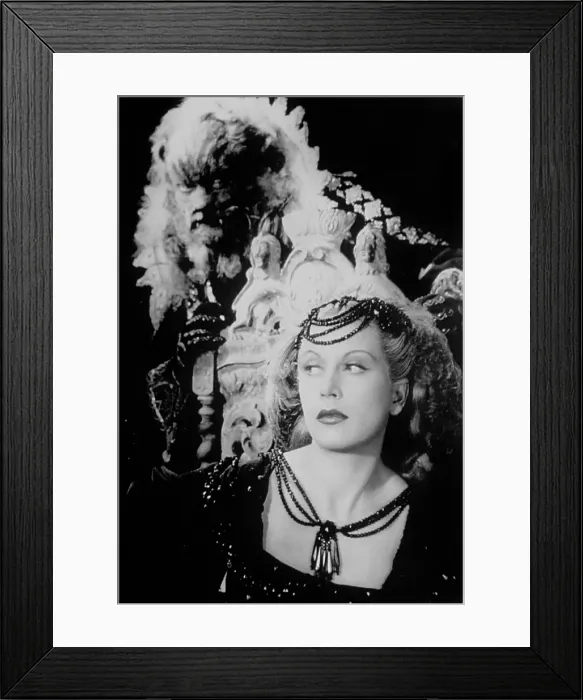 Framed Print : BEAUTY AND THE BEAST, Jean Marais, Josette Day, 1946 Framed Print : BEAUTY AND THE BEAST, Jean Marais, Josette Day, 1946