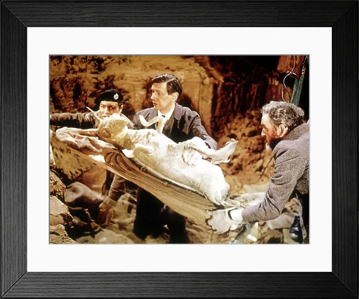 Framed Print : FIVE MILLION YEARS TO EARTH, ((aka Quatermas & the Pit) James Donald, Andrew Keir, 1967