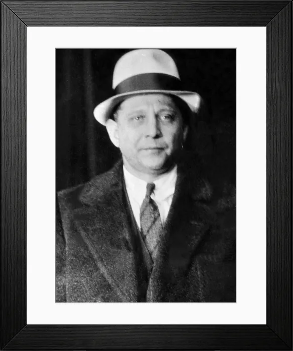 Framed Print : Jack London, Murderer of bakery mogul Irving Weitzman, 1934.. Courtesy: CSU Archives / Everett Collection Framed Print : Jack London, Murderer of bakery mogul Irving Weitzman, 1934.. Courtesy: CSU Archives / Everett Collection