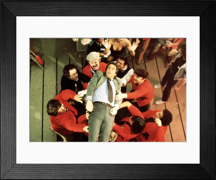 Framed Print : NIGHT SHIFT, Henry Winkler (center), 1982, (c) Warner Brothers / courtesy Everett Collection