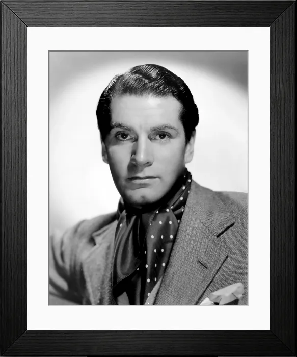 Framed Print : LAURENCE OLIVIER, portrait, with ascot Framed Print : LAURENCE OLIVIER, portrait, with ascot