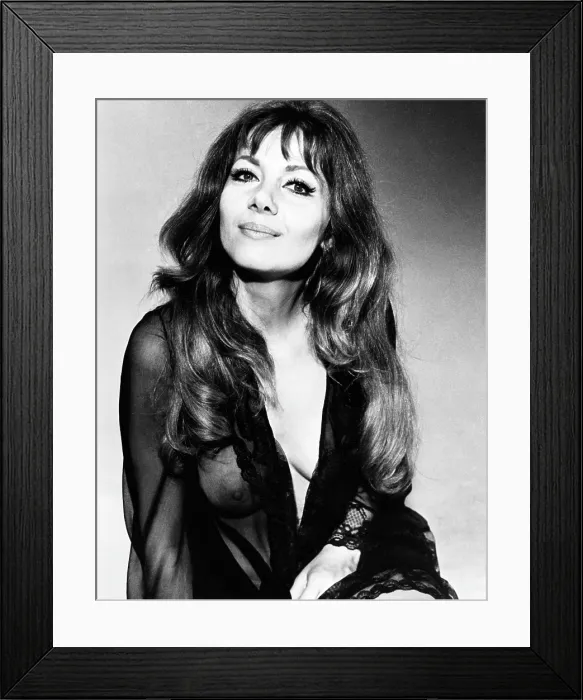 Framed Print : THE VAMPIRE LOVERS, Ingrid Pitt, 1970 thevampirelovers1970-fsct06(thevampirelovers1970-fsct06) Framed Print : THE VAMPIRE LOVERS, Ingrid Pitt, 1970 thevampirelovers1970-fsct06(thevampirelovers1970-fsct06)