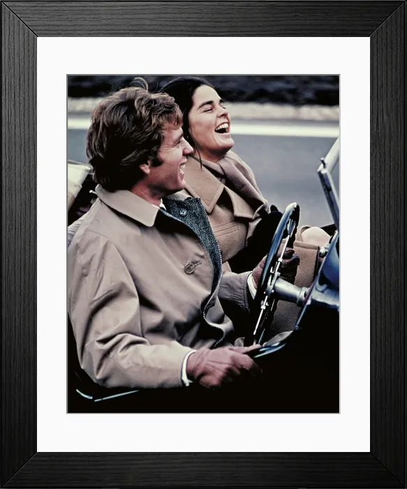 Framed Print : LOVE STORY, from left: Ryan O'Neal, Ali MacGraw, 1970