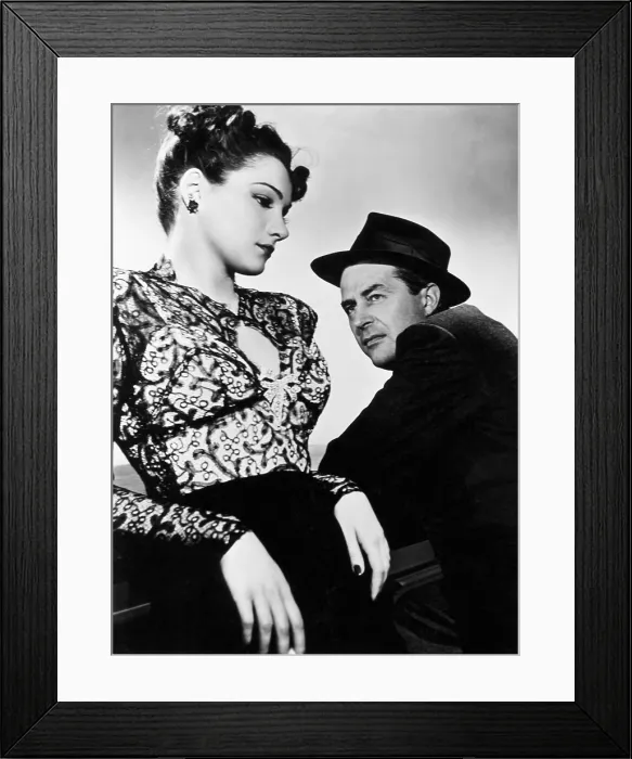 Framed Print : THE LOST WEEKEND, Doris Dowling, Ray Milland, 1945 Framed Print : THE LOST WEEKEND, Doris Dowling, Ray Milland, 1945