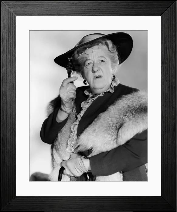 Framed Print : I'M ALL RIGHT JACK, Margaret Rutherford, 1959, iarj1959ps-fsct10(iarj1959ps-fsct10)