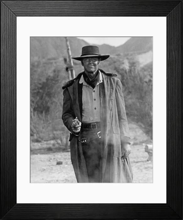 Framed Print : ONCE UPON A TIME IN THE WEST, Henry Fonda, 1968 ouatitw1968-fsct35(ouatitw1968-fsct35)