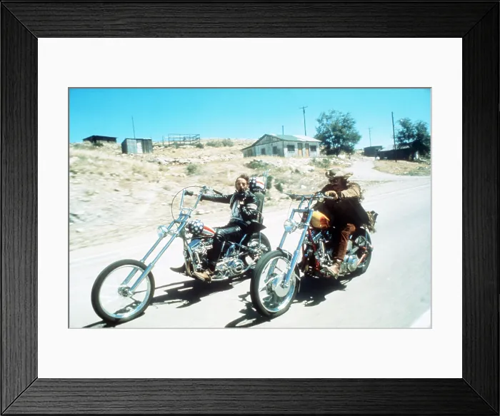 Framed Print : EASY RIDER, from left: Peter Fonda, Dennis Hopper, 1969 easyrider-fsct03(easyrider-fsct03) Framed Print : EASY RIDER, from left: Peter Fonda, Dennis Hopper, 1969 easyrider-fsct03(easyrider-fsct03)