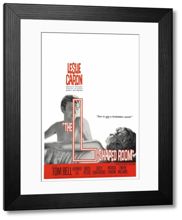 Framed Print : THE L-SHAPED ROOM, US poster art, from left: Tom Bell, Leslie Caron, 1962 Framed Print : THE L-SHAPED ROOM, US poster art, from left: Tom Bell, Leslie Caron, 1962
