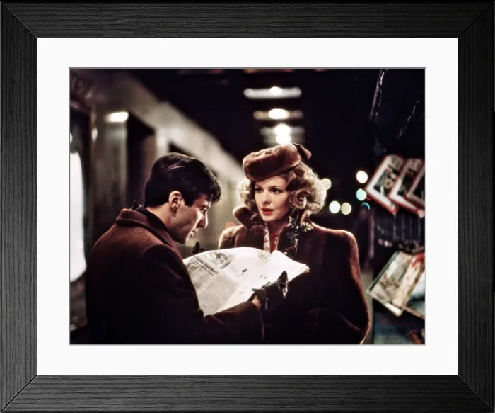 Framed Print : THE GODFATHER, from left: Al Pacino, Diane Keaton, 1972 godfather1-fsc02(godfather1-fsc02)