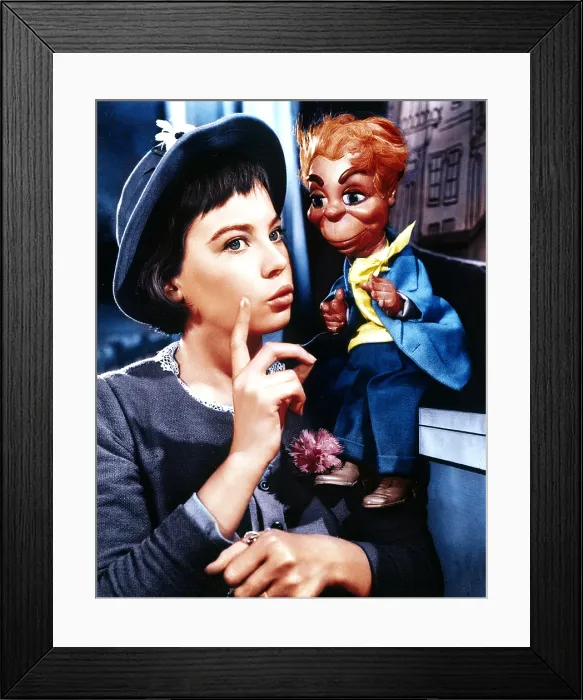 Framed Print : LILI, Leslie Caron, 1953 Framed Print : LILI, Leslie Caron, 1953