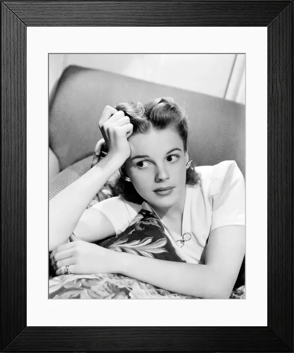 Framed Print : LOVE FINDS ANDY HARDY, Judy Garland, 1938