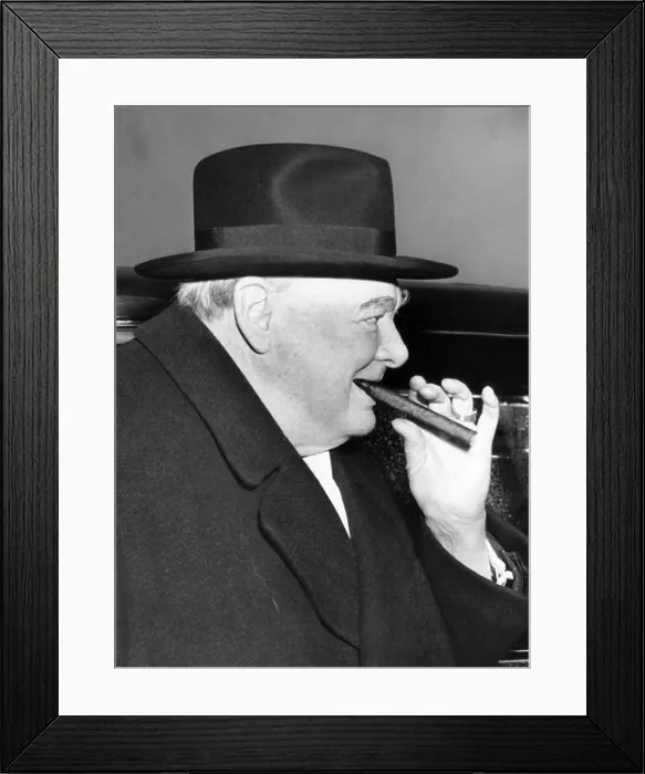 Framed Print : Winston Churchill, 1953. Courtesy: CSU Archives / Everett Collection
