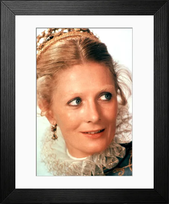 Framed Print : MARY QUEEN OF SCOTS, Vanessa Redgrave, 1971