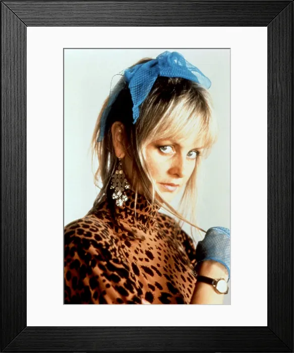 Framed Print : MADAME SOUSATZKA, Twiggy, 1988, (c)Universal / courtesy Everett Collection