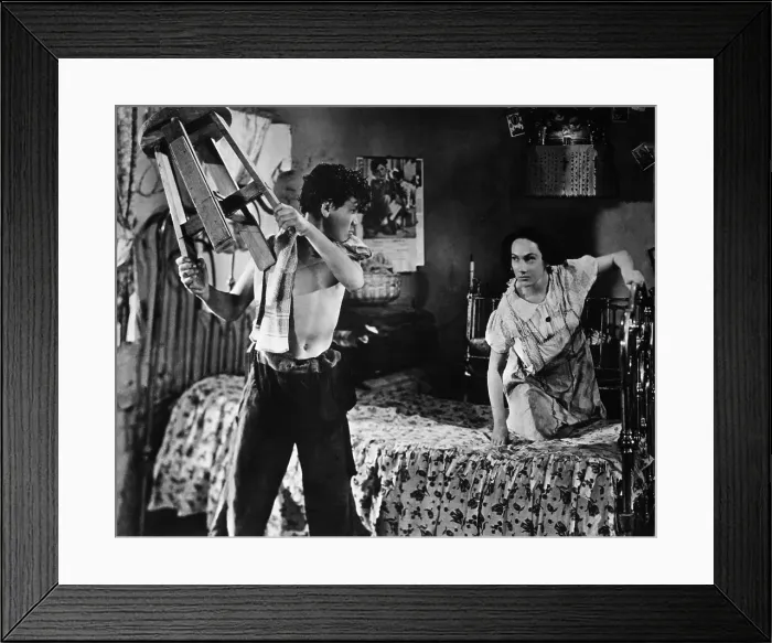 Framed Print : LOS OLVIDADOS, Alfonso Mejia, Estela Inda, 1950 Framed Print : LOS OLVIDADOS, Alfonso Mejia, Estela Inda, 1950