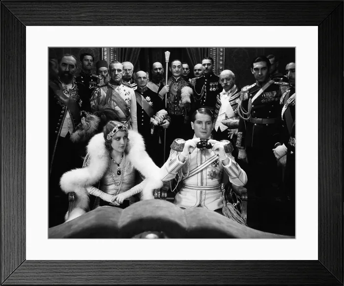 Framed Print : THE LOVE PARADE, Jeanette MacDonald, Maurice Chevalier, 1929
