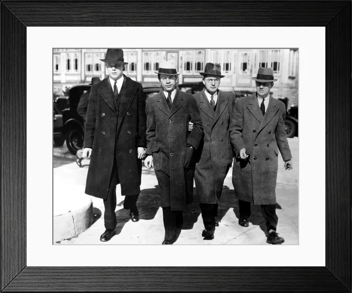 Framed Print : Bank robber and escaped convict, Willie the actor Sutton (2nd from left), in police custody being taken to city hall after a court hearing. 1934 Framed Print : Bank robber and escaped convict, Willie the actor Sutton (2nd from left), in police custody being taken to city hall after a court hearing. 1934