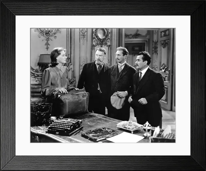 Framed Print : NINOTCHKA, Greta Garbo, Sig Ruman, Felix Bressart, Alexander Granach, 1939 Framed Print : NINOTCHKA, Greta Garbo, Sig Ruman, Felix Bressart, Alexander Granach, 1939