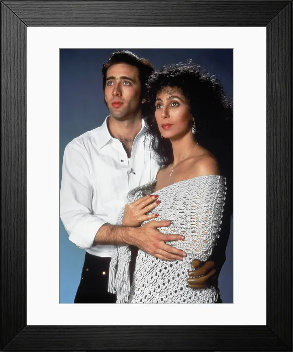 Framed Print : MOONSTRUCK, Nicolas Cage, Cher, 1987. (c) MGM /  Courtesy: Everett Collection