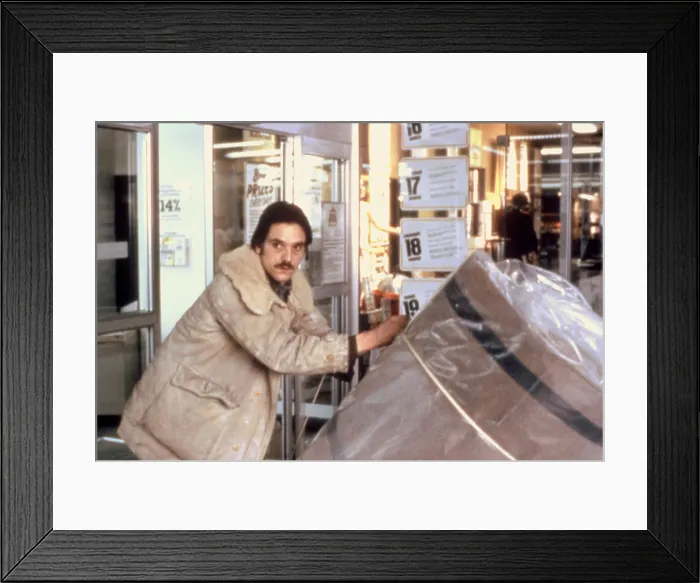Framed Print : MOONLIGHTING, Jeremy Irons, 1982, (c) Universal / courtesy Everett Collection Framed Print : MOONLIGHTING, Jeremy Irons, 1982, (c) Universal / courtesy Everett Collection