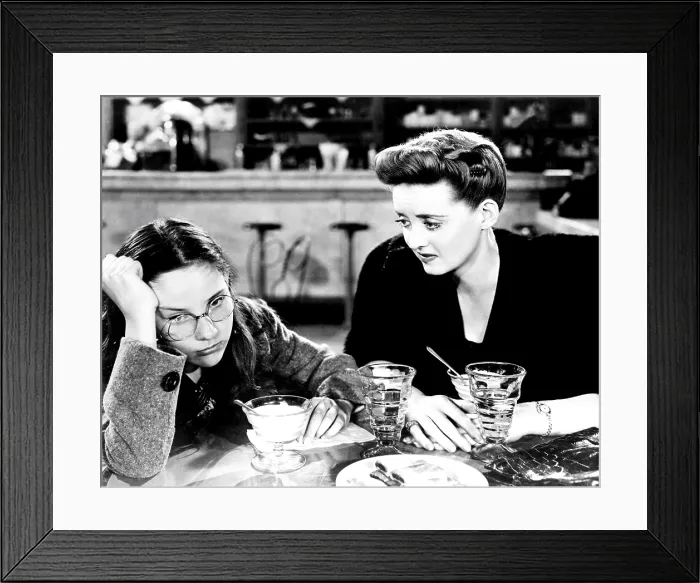 Framed Print : NOW, VOYAGER, Janis Wilson, Bette Davis, 1942