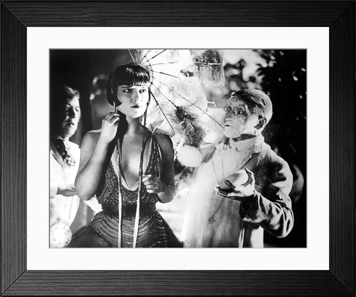 Framed Print : PANDORA'S BOX, (aka DIE BUCHSE DER PANDORA, aka LULU), Louise Brooks (center), 1929