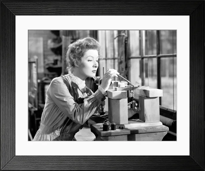 Framed Print : MADAME CURIE, Greer Garson, 1943