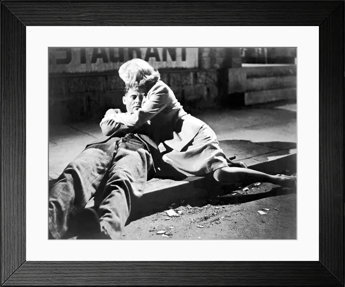 Framed Print : THE SET-UP, Robert Ryan, Audrey Totter, 1949 Framed Print : THE SET-UP, Robert Ryan, Audrey Totter, 1949