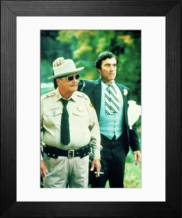 Framed Print : SMOKEY AND THE BANDIT, from left: Jackie Gleason, Mike Henry, 1977 Framed Print : SMOKEY AND THE BANDIT, from left: Jackie Gleason, Mike Henry, 1977
