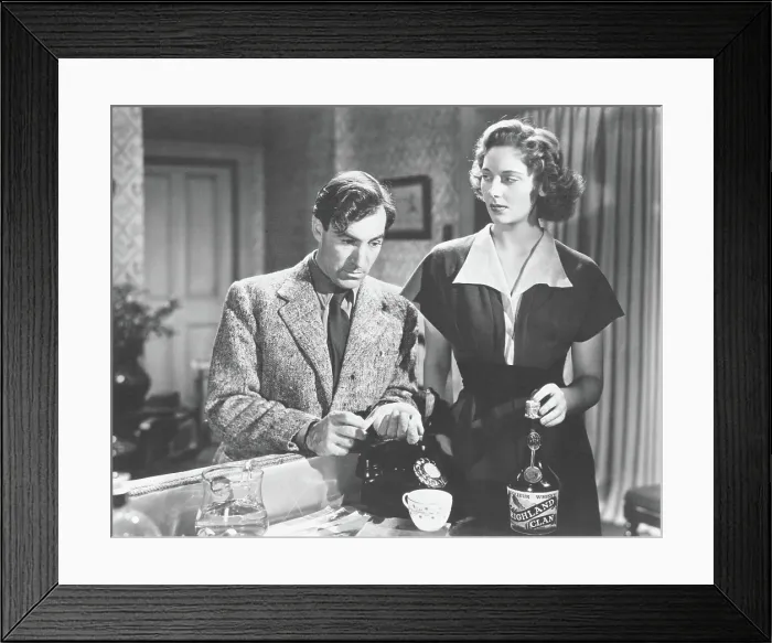 Framed Print : THE SMALL BACK ROOM, from left: David Farrar, Kathleen Byron, 1949