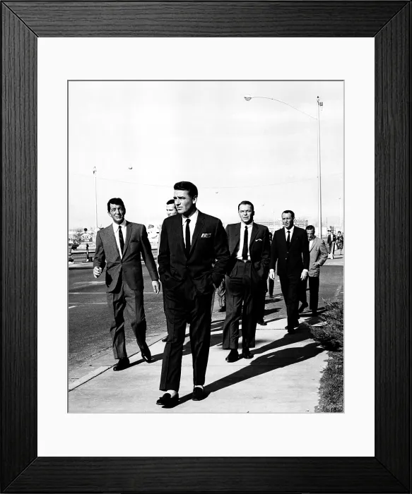 Framed Print : OCEAN'S ELEVEN, Dean Martin, Henry Silva, Peter Lawford, Frank Sinatra, Joey Bishop, Norman Fell, 1960