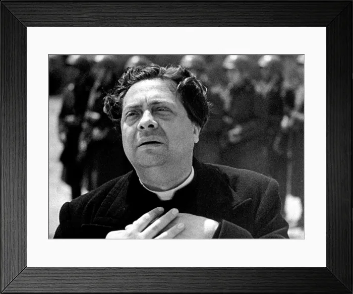 Framed Print : ROME, OPEN CITY, (aka ROMA, CITTA APERTA), Aldo Fabrizi, 1945 Framed Print : ROME, OPEN CITY, (aka ROMA, CITTA APERTA), Aldo Fabrizi, 1945