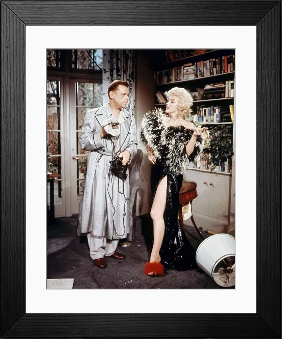 Framed Print : THE SEVEN YEAR ITCH, from left: Tom Ewell, Marilyn Monroe, 1955, TM and Copyright (c) 20th Century Fox Film Corp. All rights reserved. Courtesy: Everett Collection